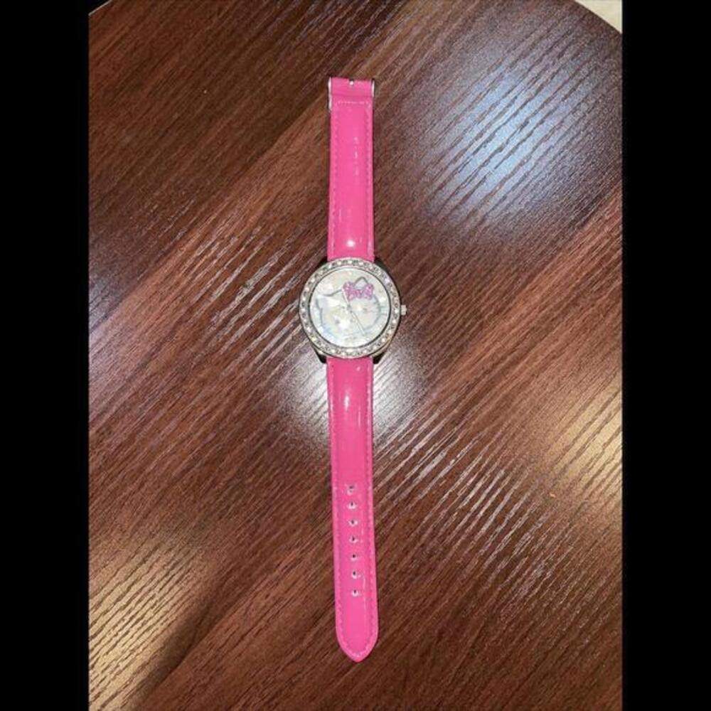 Hello Kitty Sanrio Hot Pink Rhinestone Bling Stainless Steel Watch Working